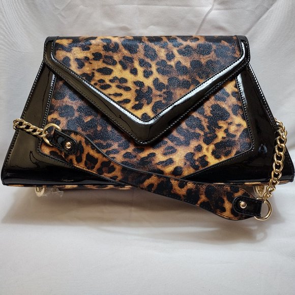 Pinup Couture Leopard Chevron Purse - Picture 1 of 7